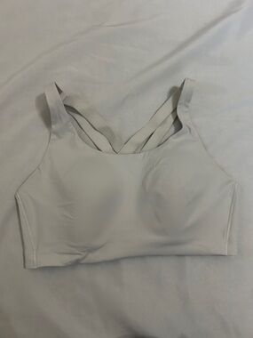 Women’s white Seamless Comfort Bra